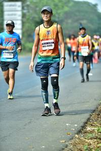 BIB: 41895
                            <button type="button" onclick="openModal(10130529)" class="btn btn-primary btn-sm float-right btn-popup" data-toggle="modal" data-target=".modal-high-quality">
                        <i class="fas fa-shopping-cart"></i> Add to Cart
                    </button>
                                            <button type="button" onclick="isThisMe(10130529, true)" class="btn btn-success btn-sm float-right btn-popup btn-isme hidden" data-toggle="tooltip" data-placement="bottom" title="นี่คือรูปของคุณใช่ไหม คลิกที่นี่เพื่อเอาเข้าอัลบั้ม">
                        <i class="fas fa-plus"></i> Add to album
                    </button>
                    <button type="button" onclick="isThisMe(10130529, false)" class="btn btn-warning btn-sm float-right btn-popup btn-isnotme hidden">
                        <i class="fas fa-ban"></i> Remove from album
                    </button>